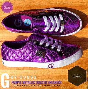 (NEW) GUESS Sneakers metallic purple (size 7)